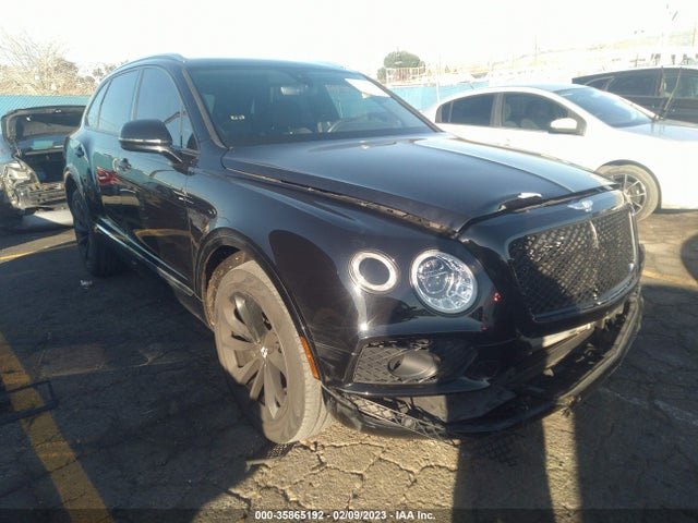 2017 Bentley Bentayga, VIN: SJAAC2ZV7HC015158