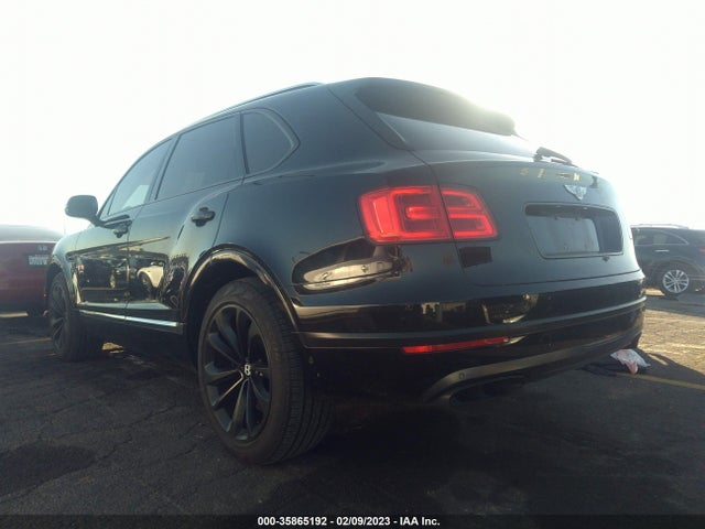 2017 Bentley Bentayga, VIN: SJAAC2ZV7HC015158