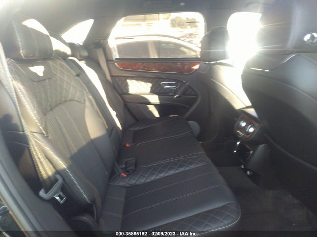 2017 Bentley Bentayga, VIN: SJAAC2ZV7HC015158