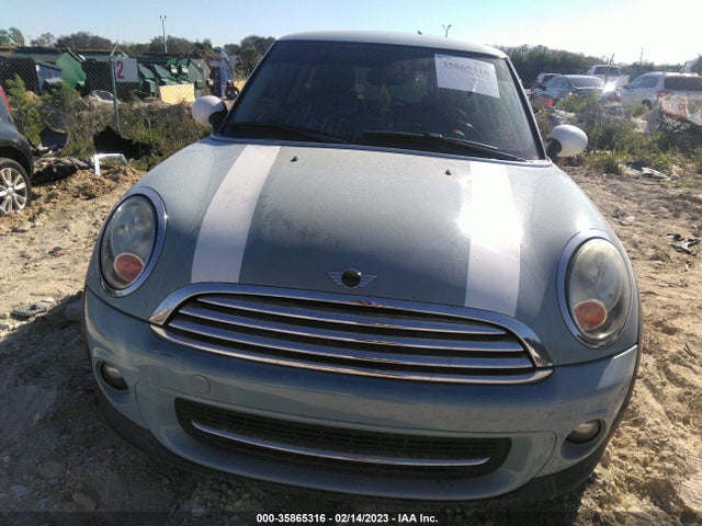 WMWSU3C57CT258327 Mini COOPER HARDTOP