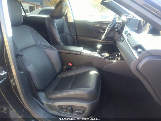 58AD21B11LU009556 Lexus Es Es 300h