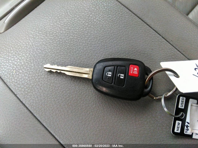 Toyota Highlander Le 2014 5TDBKRFH2ES020811 Image 11
