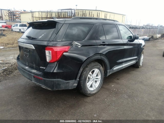 2022 Ford Explorer, VIN: 1FMSK8DH4NGC05526