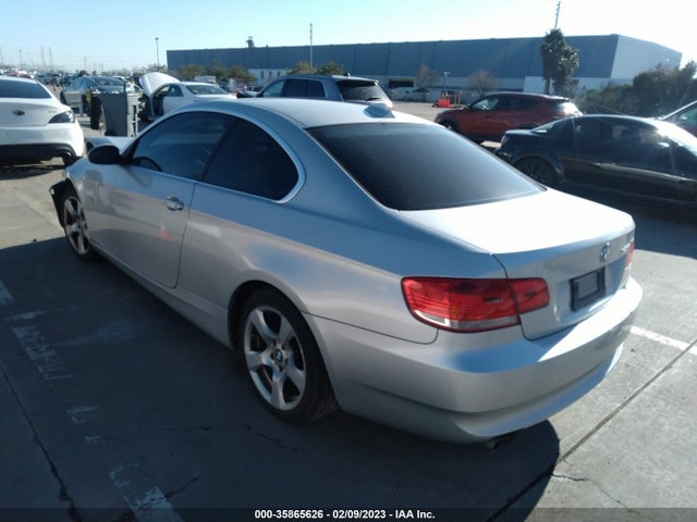 BMW 3 Series 328i 2008 WBAWV13598P120050 Image 4