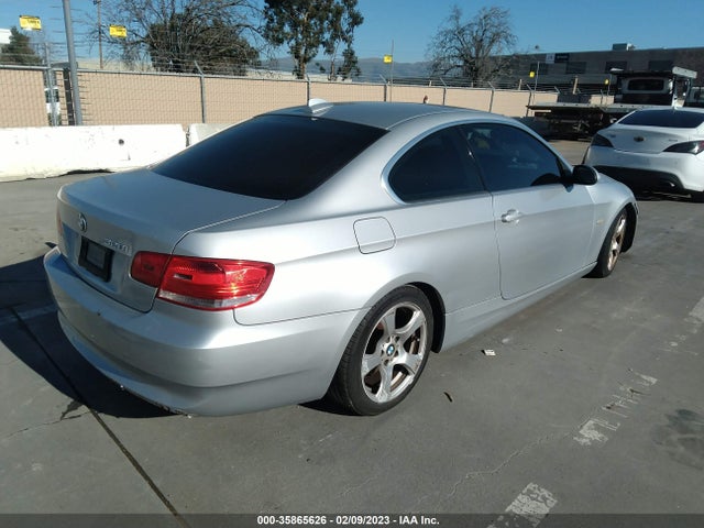BMW 3 Series 328i 2008 WBAWV13598P120050 Image 5