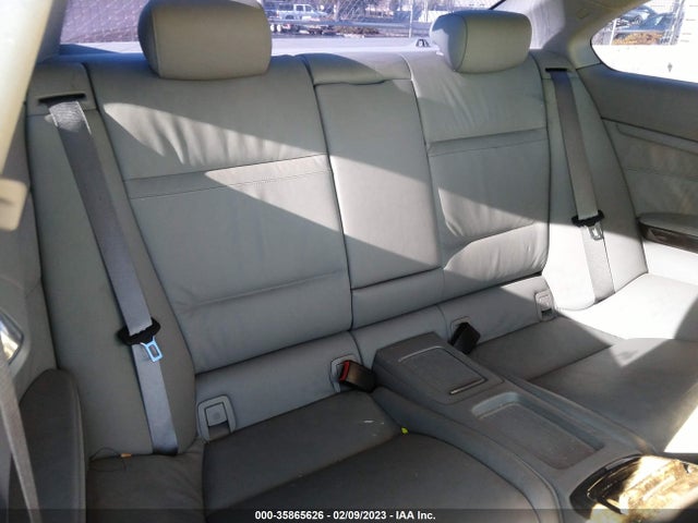 BMW 3 Series 328i 2008 WBAWV13598P120050 Image 9