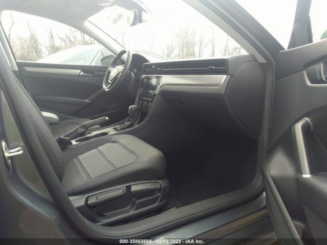 1VWSA7A32NC002567 Volkswagen Passat 2.0t Se