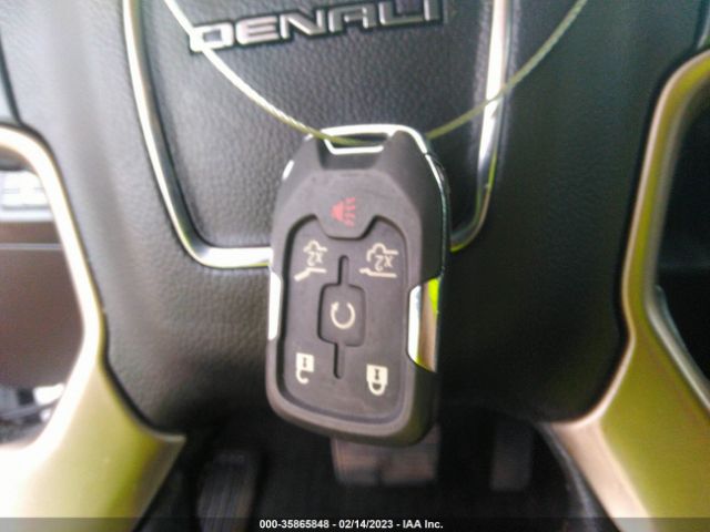 1GKS1CKJ2JR392784 GMC YUKON DENALI