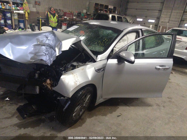 KIA Optima Lx 2019 5XXGT4L37KG325488 Image 2