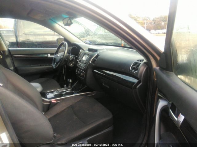 5XYKT3A63EG446889 KIA SORENTO LX