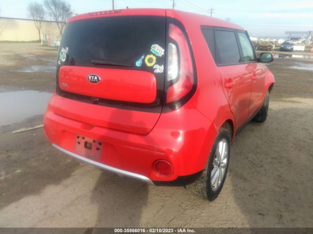 KNDJP3A55J7574498 KIA SOUL +