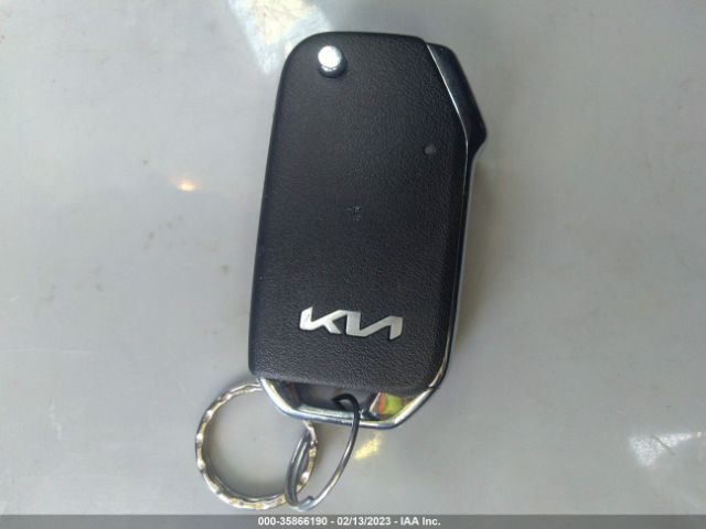 3KPF24AD9NE424689 KIA Forte Lxs
