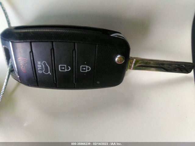 2016 Kia Soul, VIN: KNDJN2A22G7389856