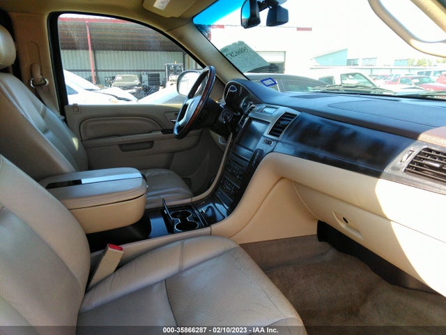 2011 Cadillac Escalade Esv Luxury მანქანა იყიდება აუქციონზე, vin: 1GYS3HEF6BR217878, აუქციონის ნომერი: 35866287