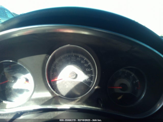 1C3CCBAB5DN670690 Chrysler 200 LX