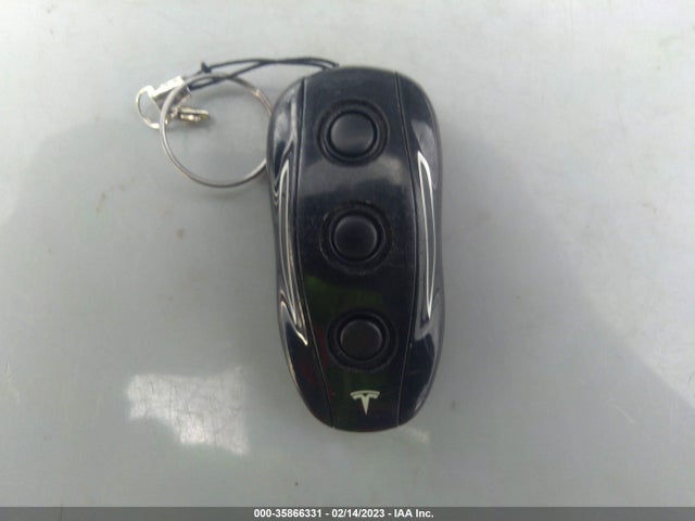 Tesla MODEL S 2013 5YJSA1CG2DFP07614 Image 3