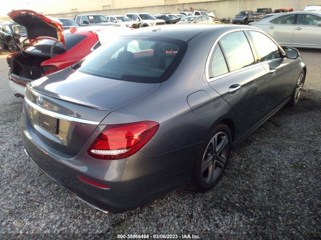 2020 Mercedes-Benz E-Class, VIN: WDDZF8DB0LA734397
