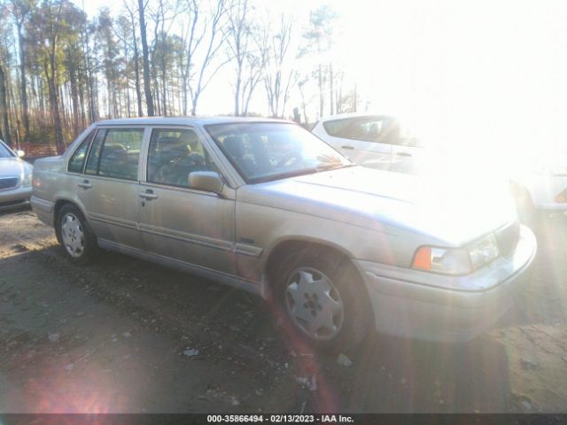 YV1KS9609W1134551, 1998 Volvo S90 on IAAI