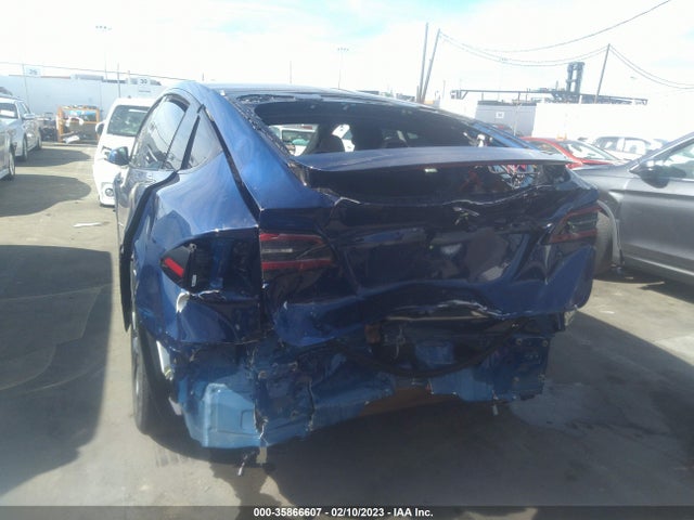 2023 Tesla Model X, VIN: 7SAXCDE56PF372216