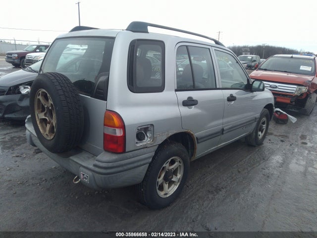 Chevrolet Tracker 2000 2CNBJ13C6Y6947706 Image 5