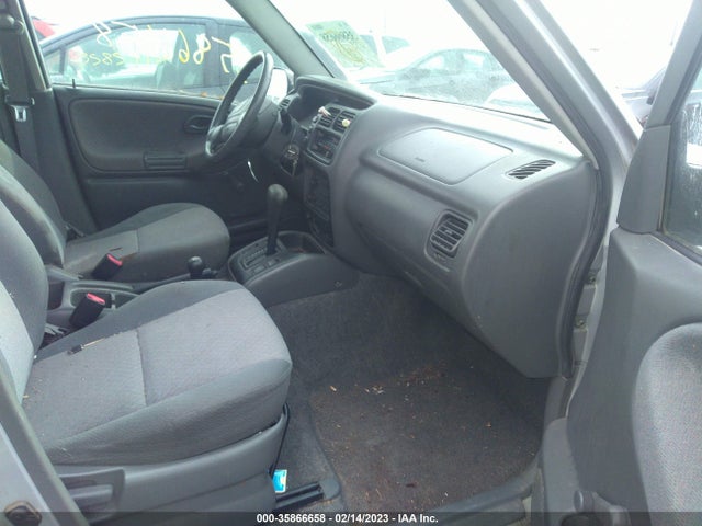 Chevrolet Tracker 2000 2CNBJ13C6Y6947706 Image 6