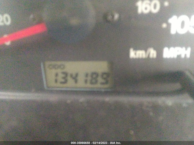 Chevrolet Tracker 2000 2CNBJ13C6Y6947706 Image 8