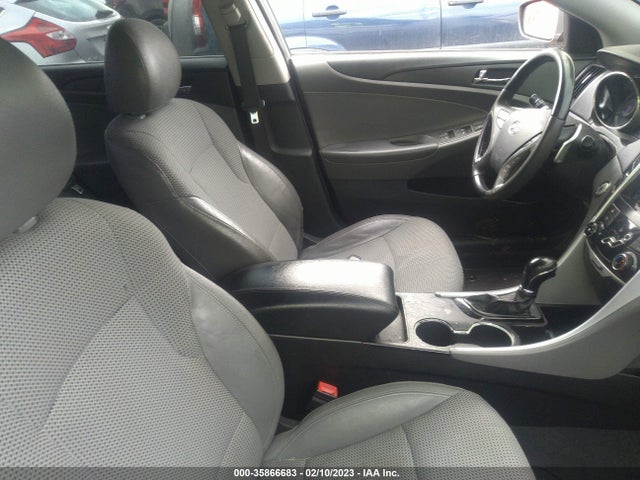 2011 HYUNDAI SONATA SE VIN: 5NPEC4AC6BH284673
