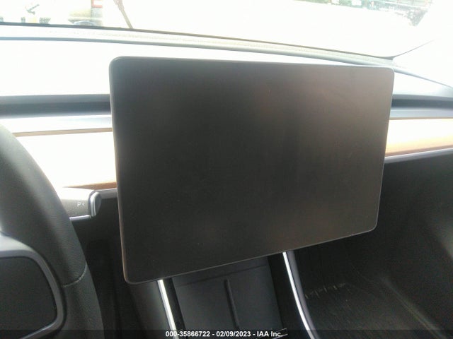 Tesla Model Y Long Range 2020 5YJYGDEE2LF038605 Image 7