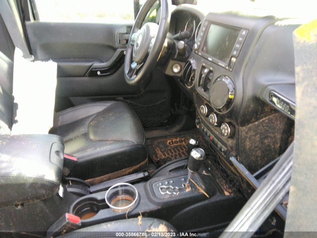 1C4BJWEG5EL285511 Jeep Wrangler Unlimited Altitude