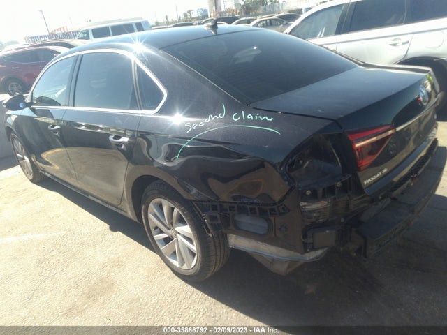 2018 Volkswagen Passat, VIN: 1VWBA7A35JC001312