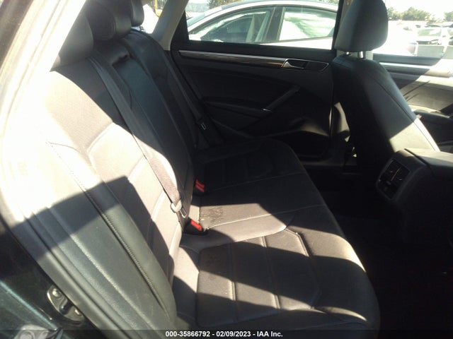 2018 Volkswagen Passat, VIN: 1VWBA7A35JC001312
