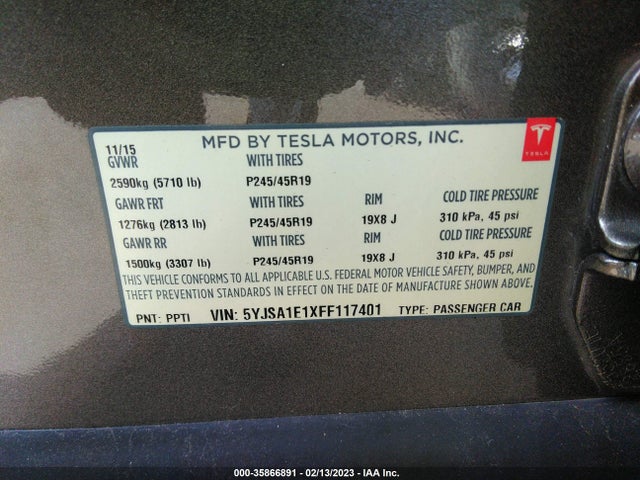 2015 Tesla Model S, VIN: 5YJSA1E1XFF117401