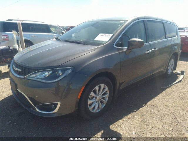 Chrysler Pacifica Touring Plus 2018 2C4RC1FGXJR101529 Image 2