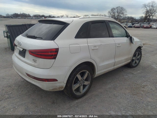 WA1EFCFS9FR001144 Audi Q3 2.0t Premium Plus