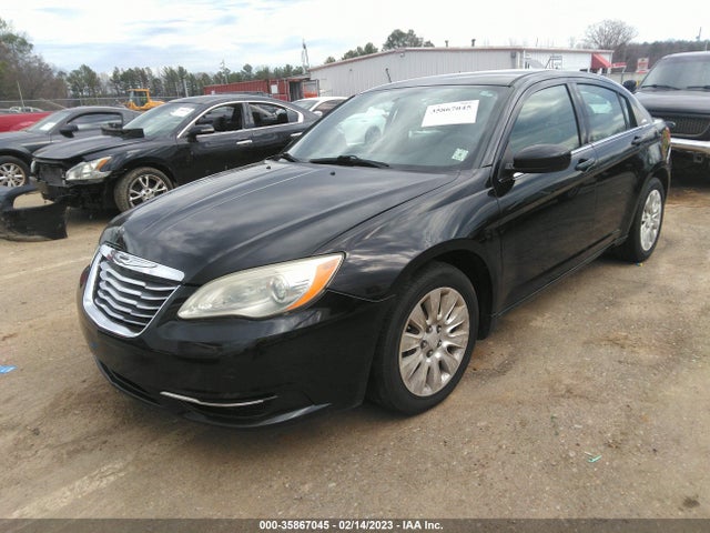 Chrysler 200 LX 2012 1C3CCBABXCN226204 Image 2