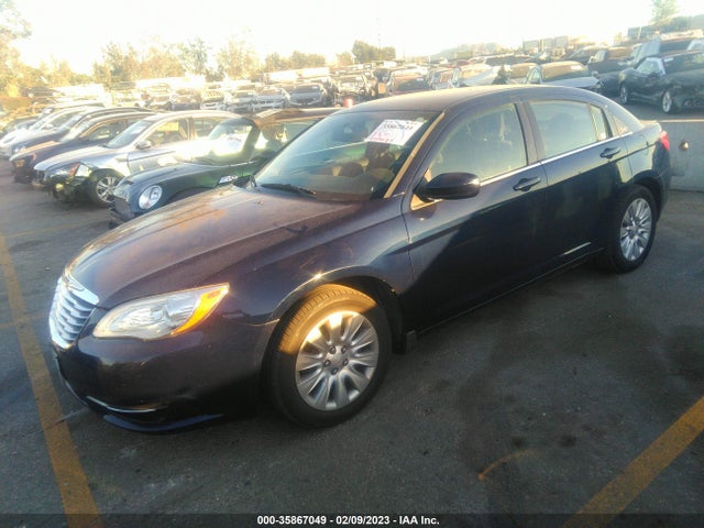 2013 CHRYSLER 200 LX VIN: 1C3CCBAB6DN587396