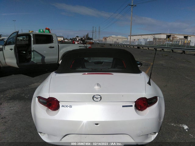 2021 Mazda MX-5 Miata, VIN: JM1NDAD7XM0455208