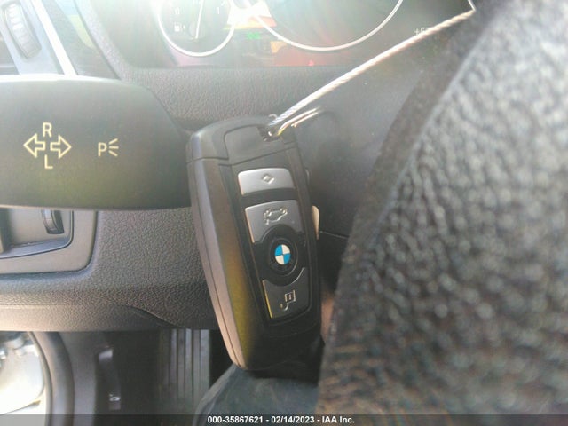 BMW 3 Series 330e Iperformance 2017 WBA8E1C5XHK480157 Image 3