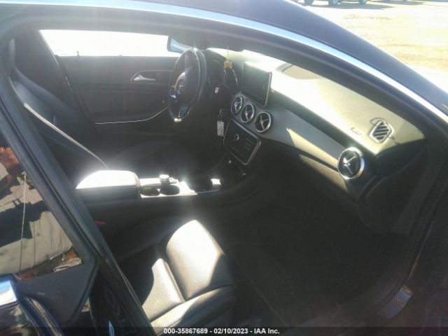 WDDSJ4GBXGN390404 Mercedes-Benz CLA