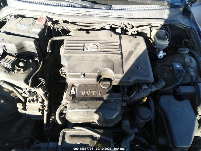 Lexus IS 300 2002 JTHBD192320055406 Image 11