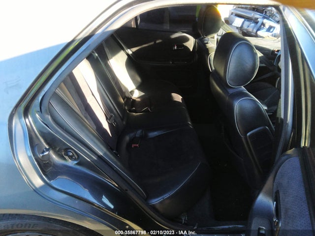 Lexus IS 300 2002 JTHBD192320055406 Image 9