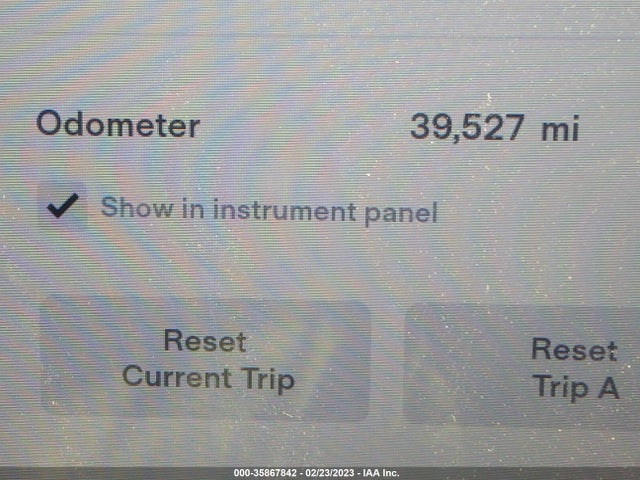 2018 Tesla Model X, VIN: 5YJXCAE23JF092200
