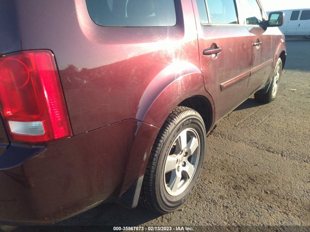 2011 HONDA PILOT EX-L VIN: 5FNYF4H55BB014750