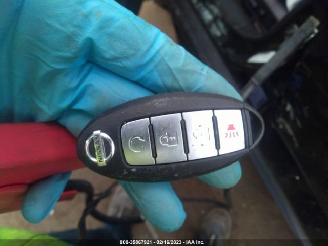 5N1AT2MVXHC835641 Nissan ROGUE SV