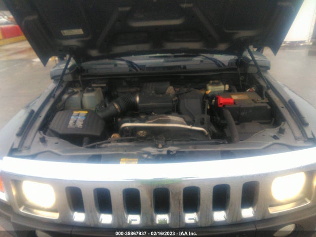 5GTEN13EX88150773 Hummer H3 SUV