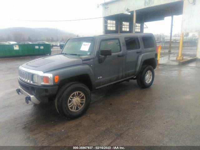 5GTEN13EX88150773 Hummer H3 SUV