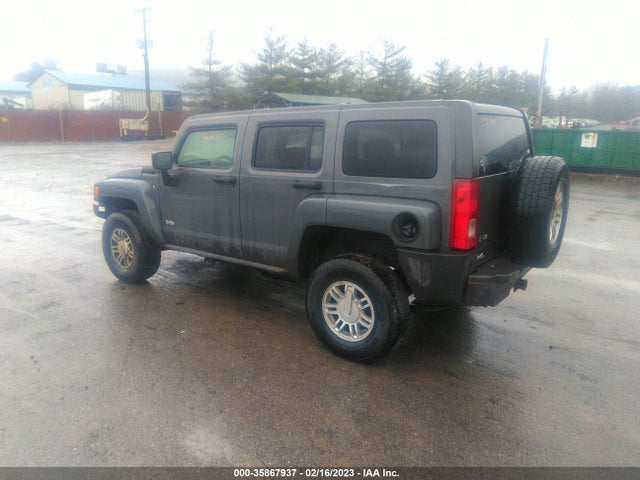 5GTEN13EX88150773 Hummer H3 SUV