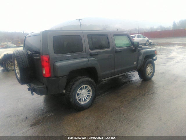 5GTEN13EX88150773 Hummer H3 SUV