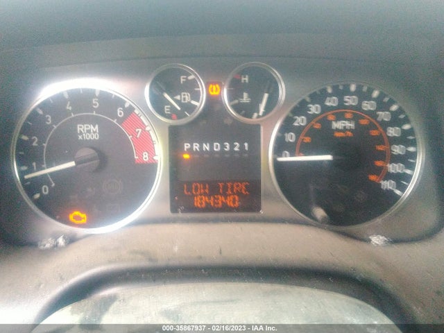 5GTEN13EX88150773 Hummer H3 SUV