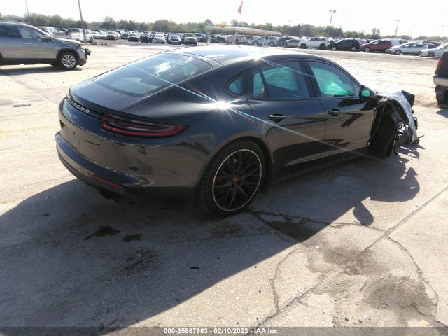 2018 Porsche Panamera, VIN: WP0AB2A72JL131842